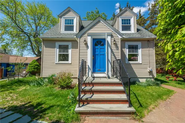 31 Errol Street, Warwick, RI 02888