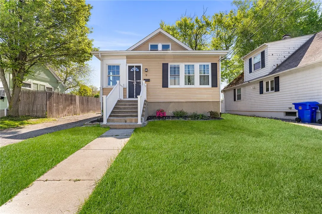 9 Lookout Avenue, North Providence, RI 02911 - #1