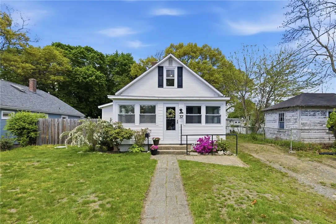 37 Elisha Street, Warwick, RI 02818 - #1