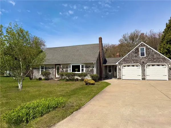 6 Lakewood Drive, Narragansett, RI 02882