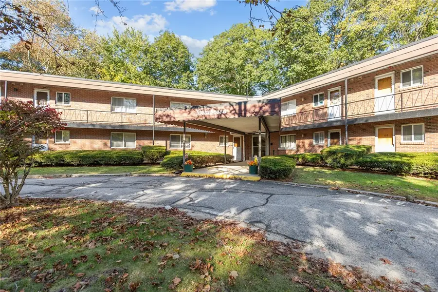 72 West Shore Road #104, Warwick, RI 02889 - #2