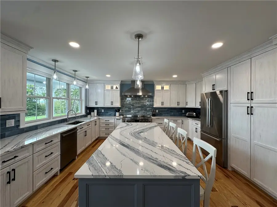 68 Albert Street, Portsmouth, RI 02871 - #3