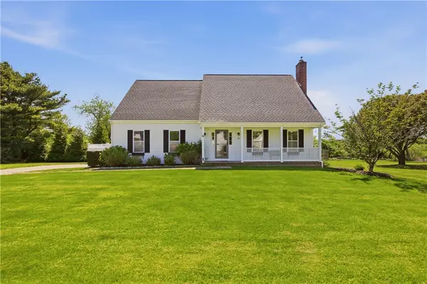 32 James Francis Terrace, Middletown, RI 02842