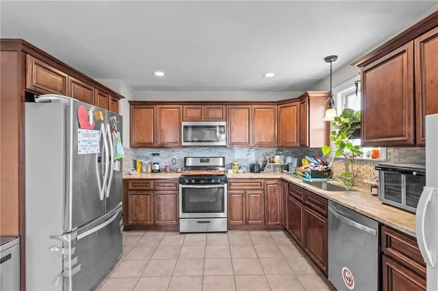 46 Irving Street, North Providence, RI 02904 - #3