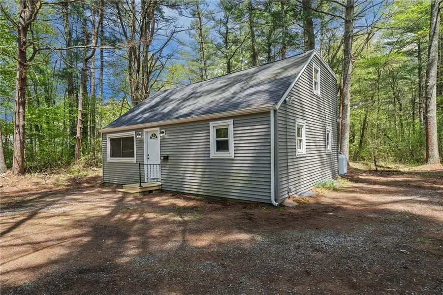 30 Hollywood Avenue, Coventry, RI 02816 - #3