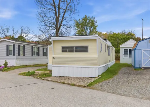 4 Lane 3 Lane, Coventry, RI 02816