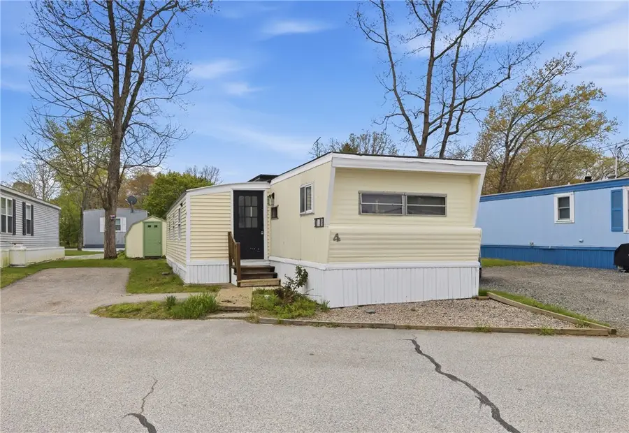 4 Lane 3 Lane, Coventry, RI 02816 - #2