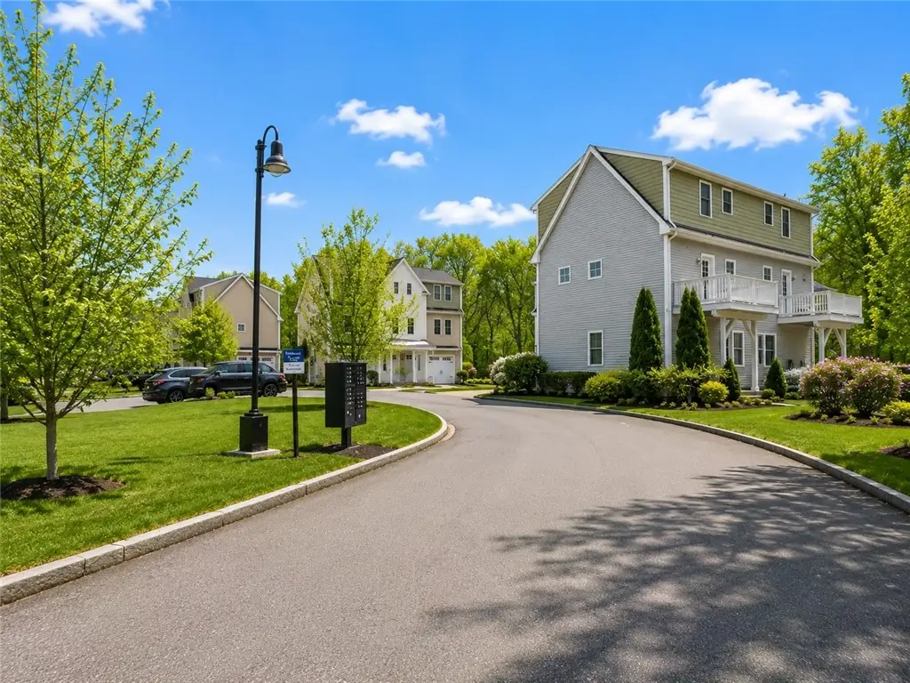 12 Park Avenue #13, Narragansett, RI 02882 - #1