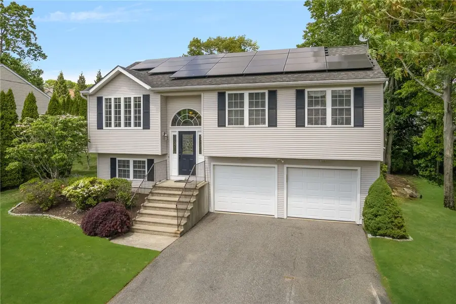 111 South Comstock Parkway, Cranston, RI 02921 - #2