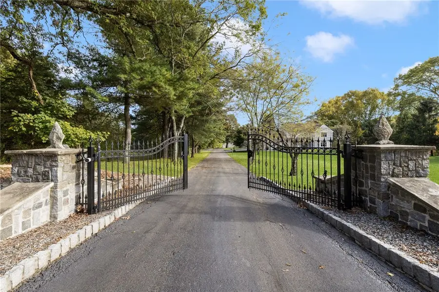 365 West Wrentham Road, Cumberland, RI 02864 - #2