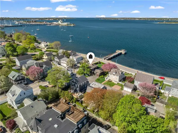 4 Van Zandt Avenue, Newport, RI 02840