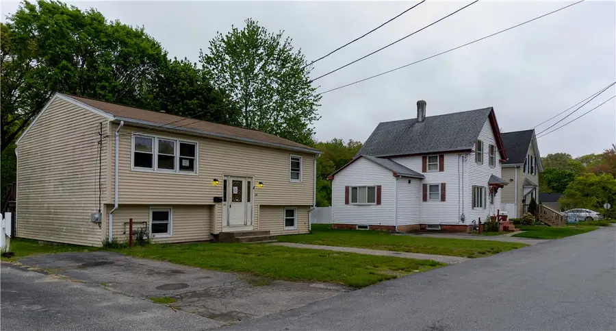 64 Perkins Avenue, Cranston, RI 02910 - #3