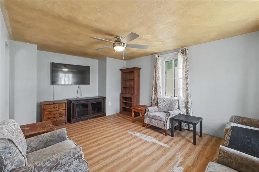 87 Easton Avenue, Warwick, RI 02889 - #2