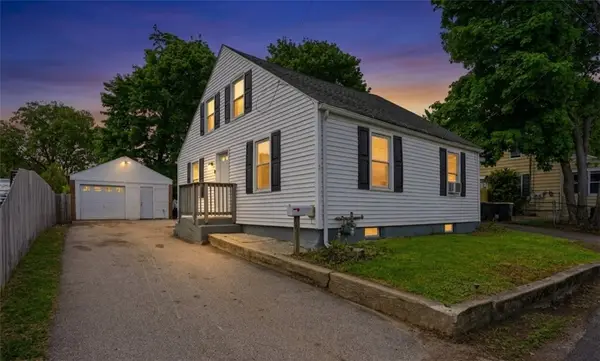 5 Maple Avenue, Smithfield, RI 02917