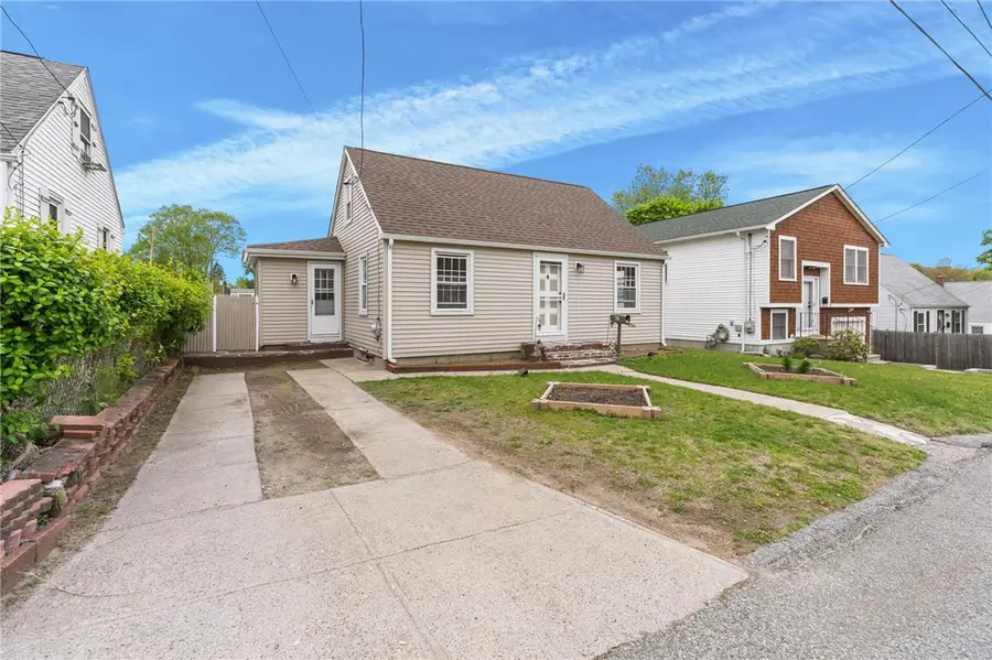 79 Arcadia Street, Cranston, RI 02910 - #3