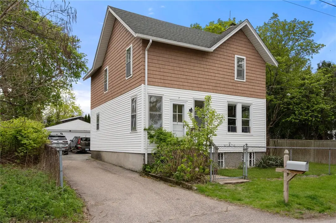 7 Clarke Street, Jamestown, RI 02835 - #1