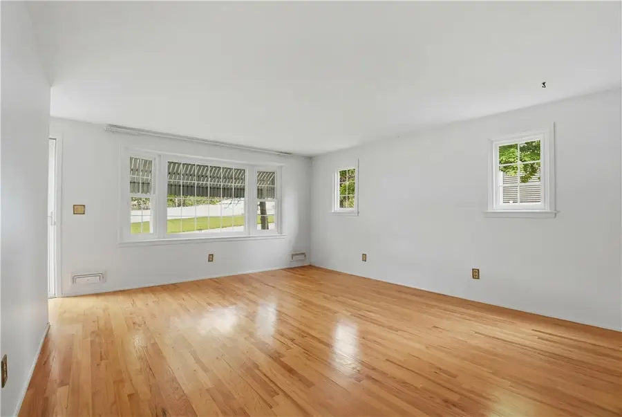 167 Sun Valley Drive, Cumberland, RI 02864 - #3