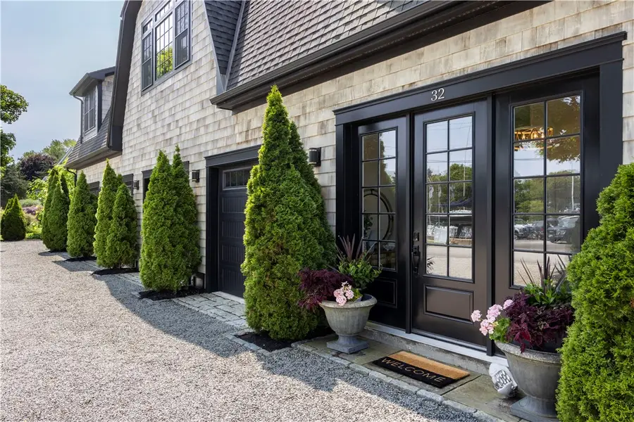 32 Ocean Avenue, North Kingstown, RI 02852 - #2