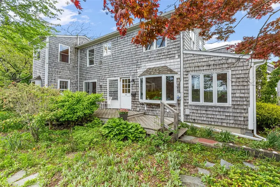 28 Byway Road, Barrington, RI 02806 - #3