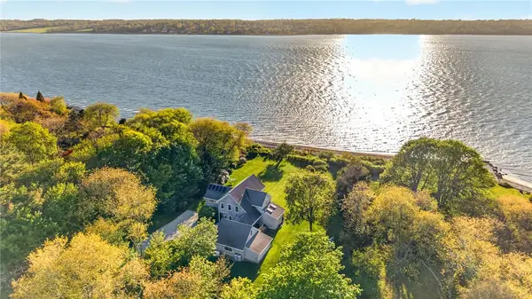 59 High Hill Road, Tiverton, RI 02878