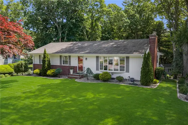 198 Northbridge Avenue, Warwick, RI 02886