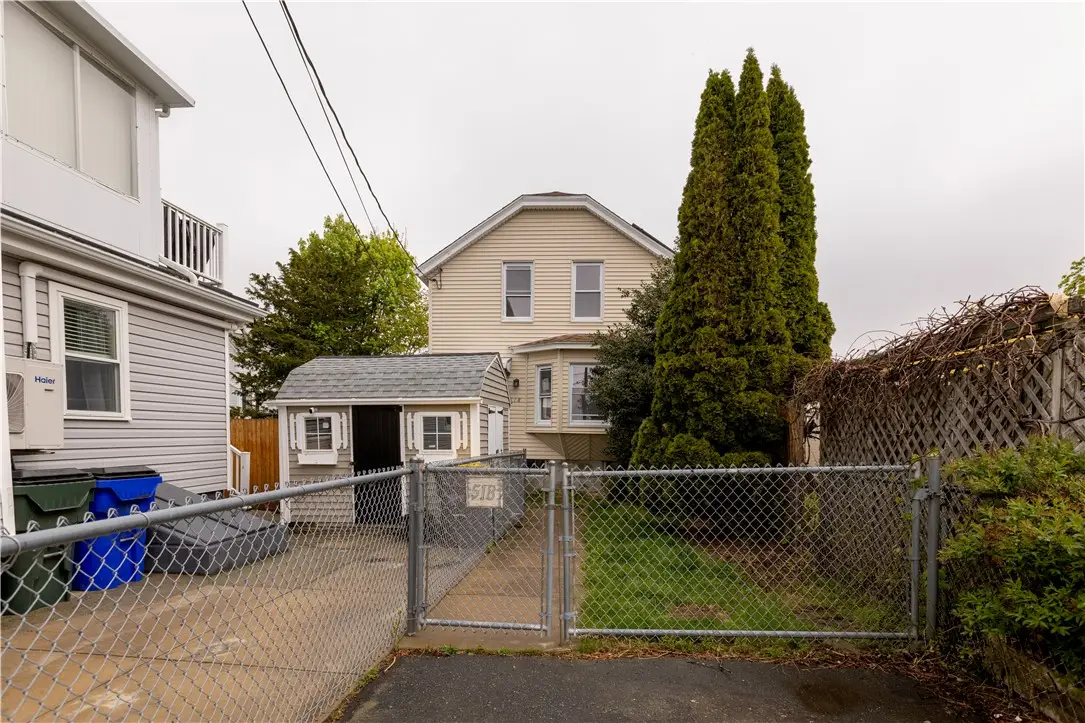 518 Snell Street, Fall River, MA 02721 - #1