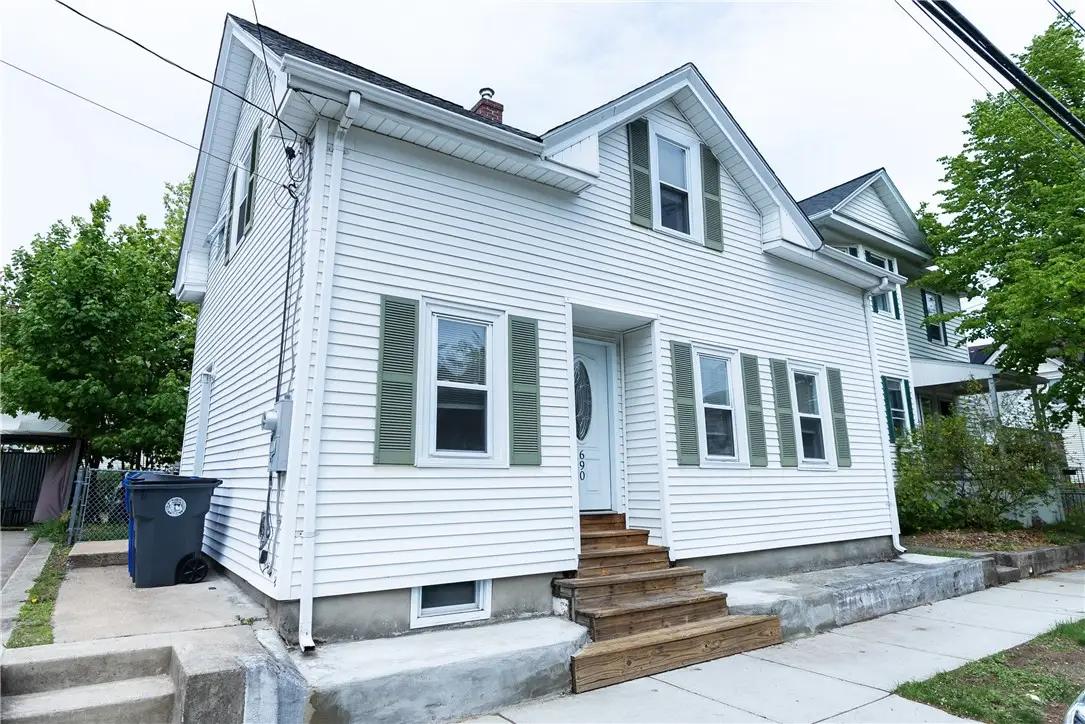 690 Academy Avenue, Providence, RI 02908 - #1