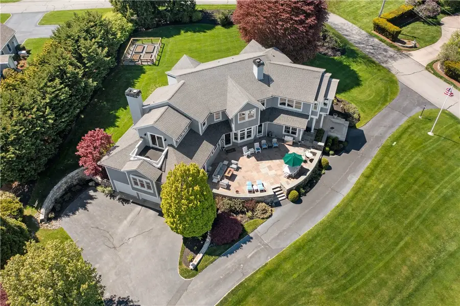75 N Cliff Drive, Narragansett, RI 02882 - #2