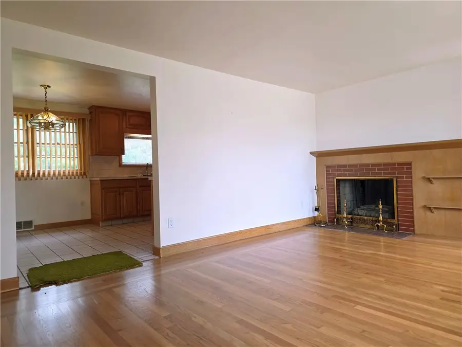 105 Longview Drive, Cranston, RI 02920 - #3