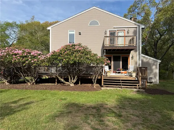 027 Sunset Hill Avenue, Portsmouth, RI 02872