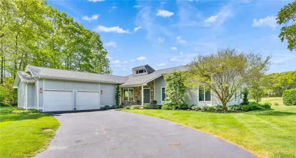 5 Wicklow Road, Westerly, RI 02891