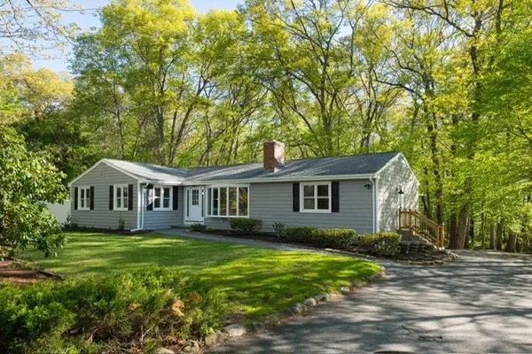 39 Mann School Road, Smithfield, RI 02917