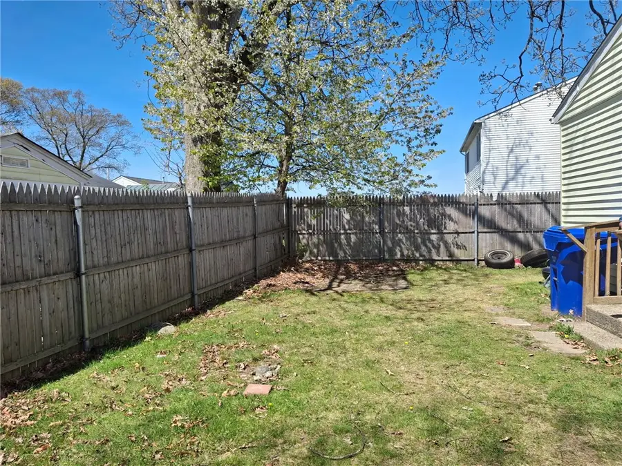 315 Grosvenor Avenue, East Providence, RI 02914 - #3