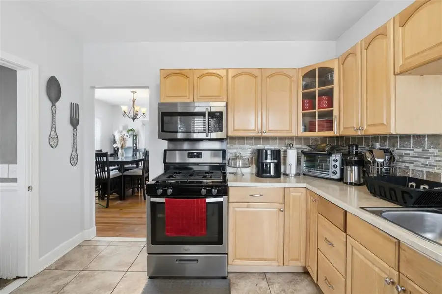 50 Primrose Street, Pawtucket, RI 02860 - #3