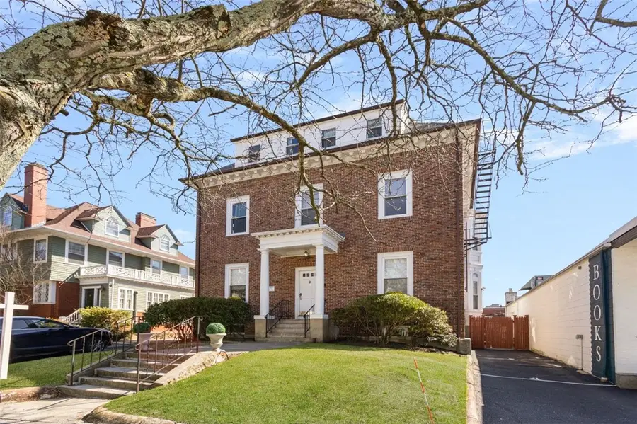23 South Angell Street #2, Providence, RI 02906 - #2