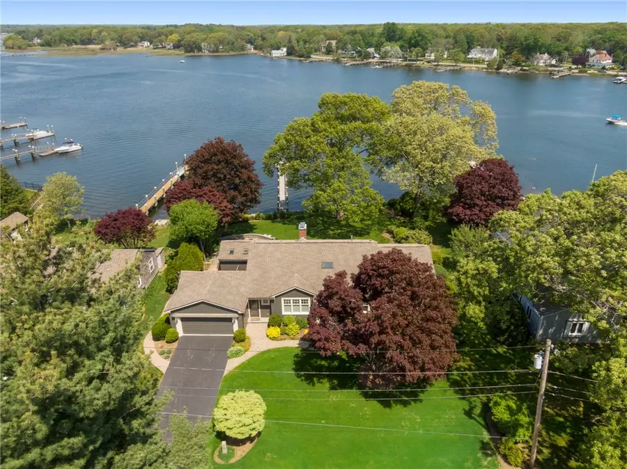 29 Riverside Drive, Barrington, RI 02806 - #2
