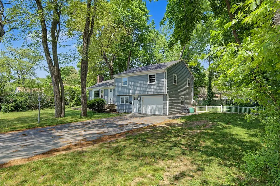 134 Rogers Avenue, Barrington, RI 02806 - #2