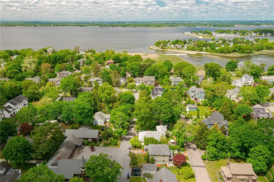 21 2nd Street, Barrington, RI 02806 - #3