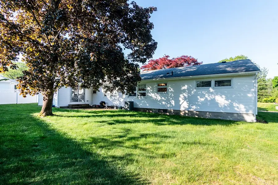 64 Amherst Road, Cranston, RI 02920 - #3