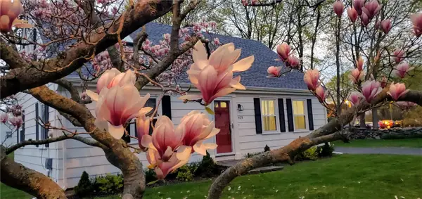 429 Forest Avenue, Middletown, RI 02842