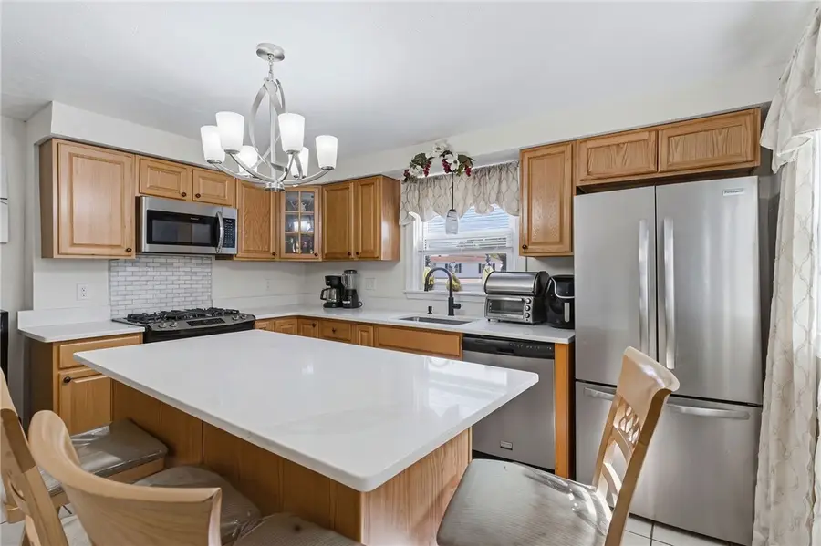 4 Rosemont Avenue, Johnston, RI 02919 - #3