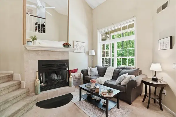 626 Smithfield Road #1201, North Providence, RI 02904