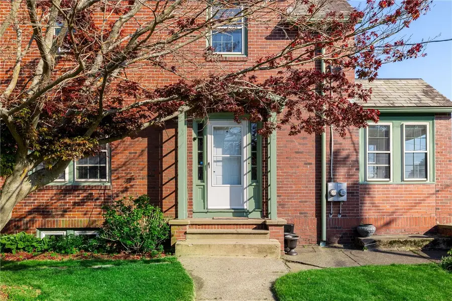 12 Blackstone Street, Cumberland, RI 02864 - #3