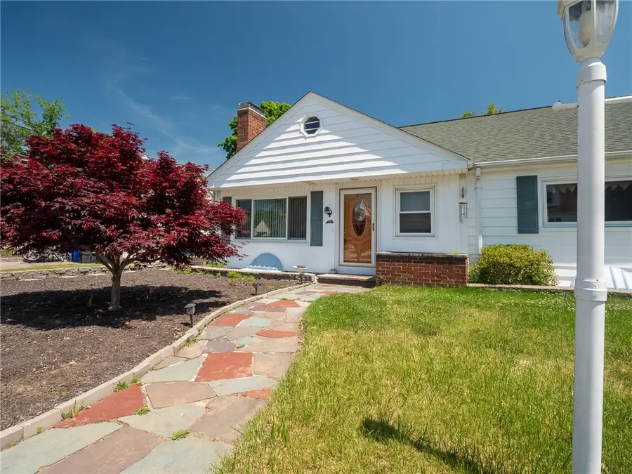 7 Hopedale Drive, West Warwick, RI 02893 - #2