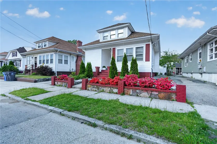 19 Netherlands Avenue, Cranston, RI 02905 - #3
