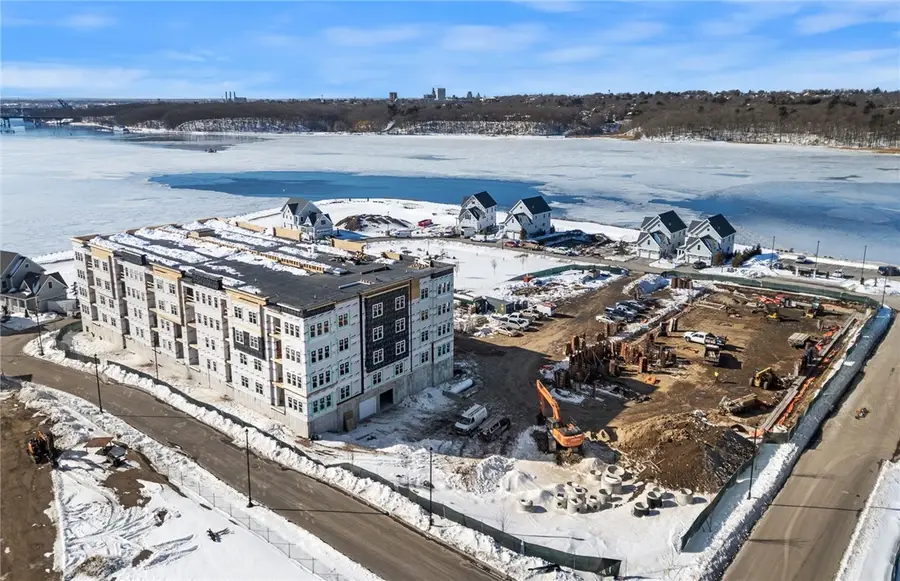 141 East Point Drive #307, Rumford, RI 02916 - #2