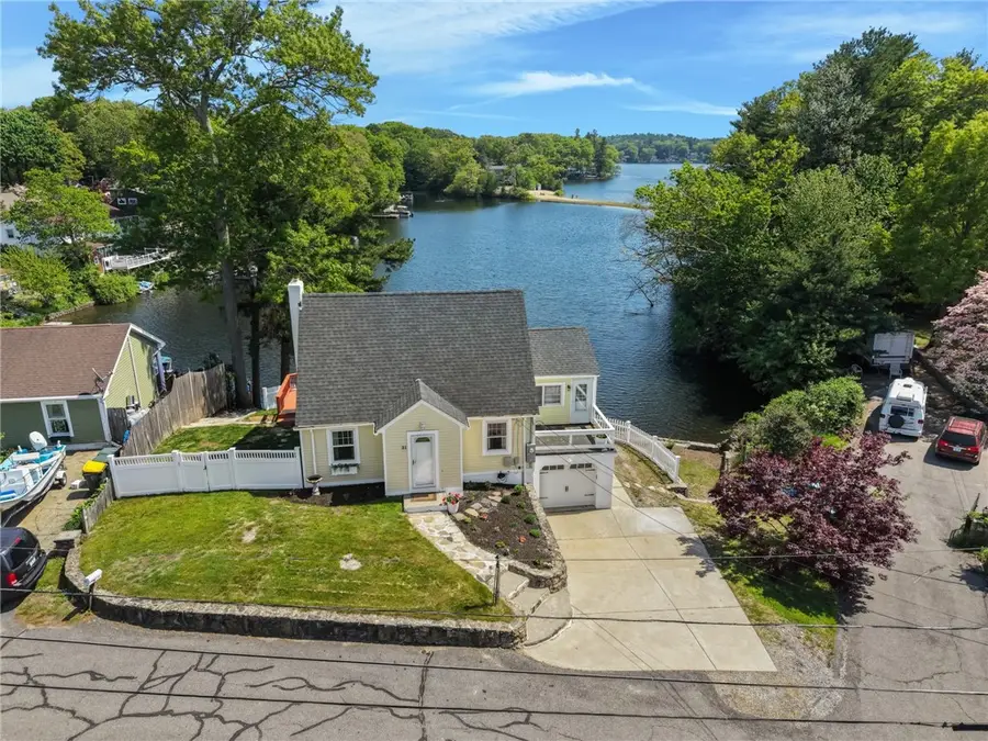 31 Beverly Circle, Smithfield, RI 02828 - #3