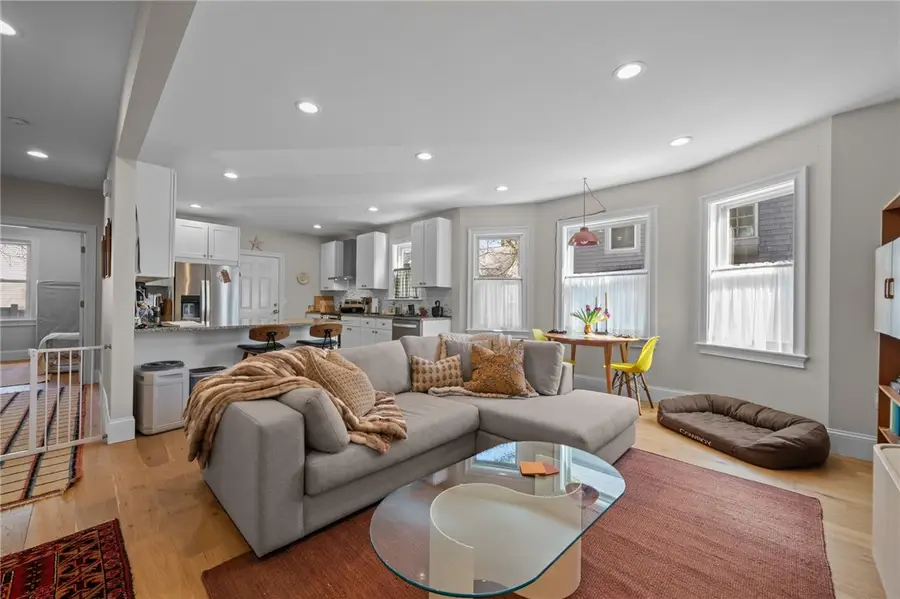 12 University Avenue, Providence, RI 02906 - #3