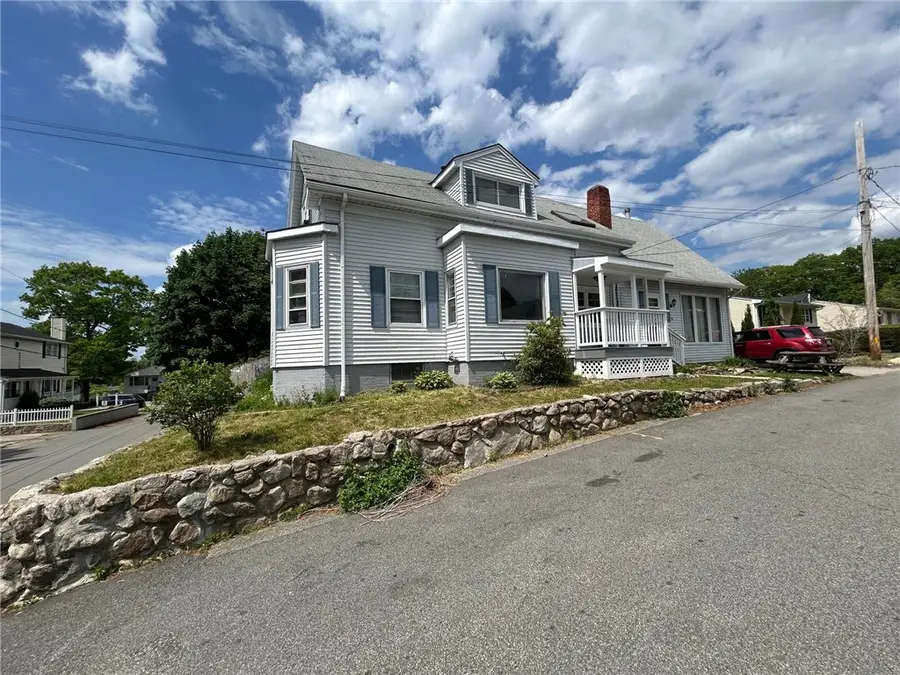 9 Bye Street, North Providence, RI 02911 - #2