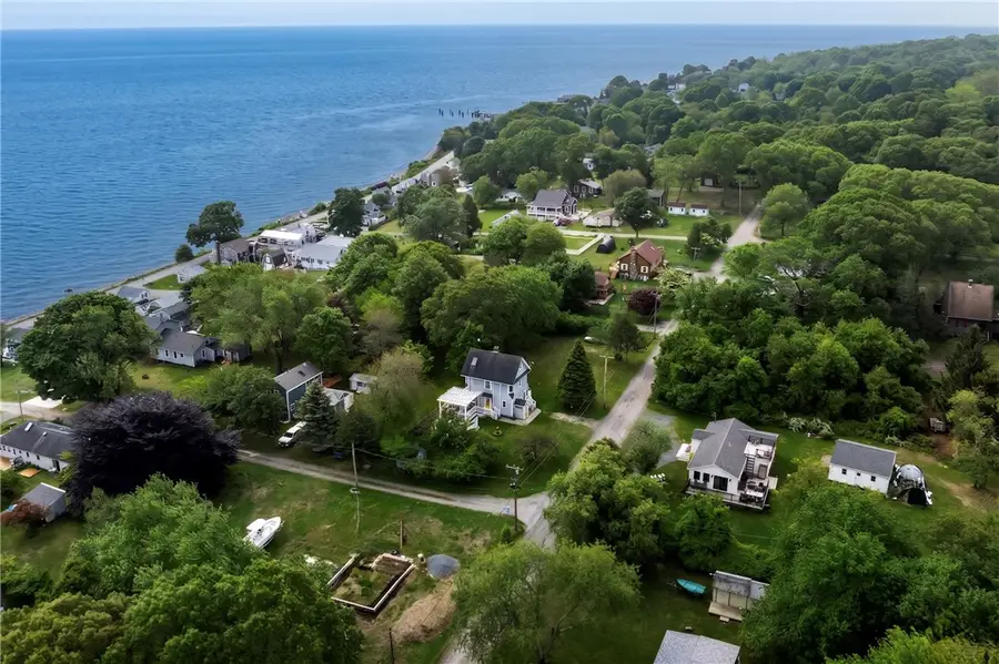 030 Madison Avenue, Portsmouth, RI 02872 - #2